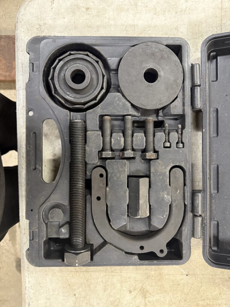 AUDI QUATTRO REAR WHEEL BEARING SERVICE KIT